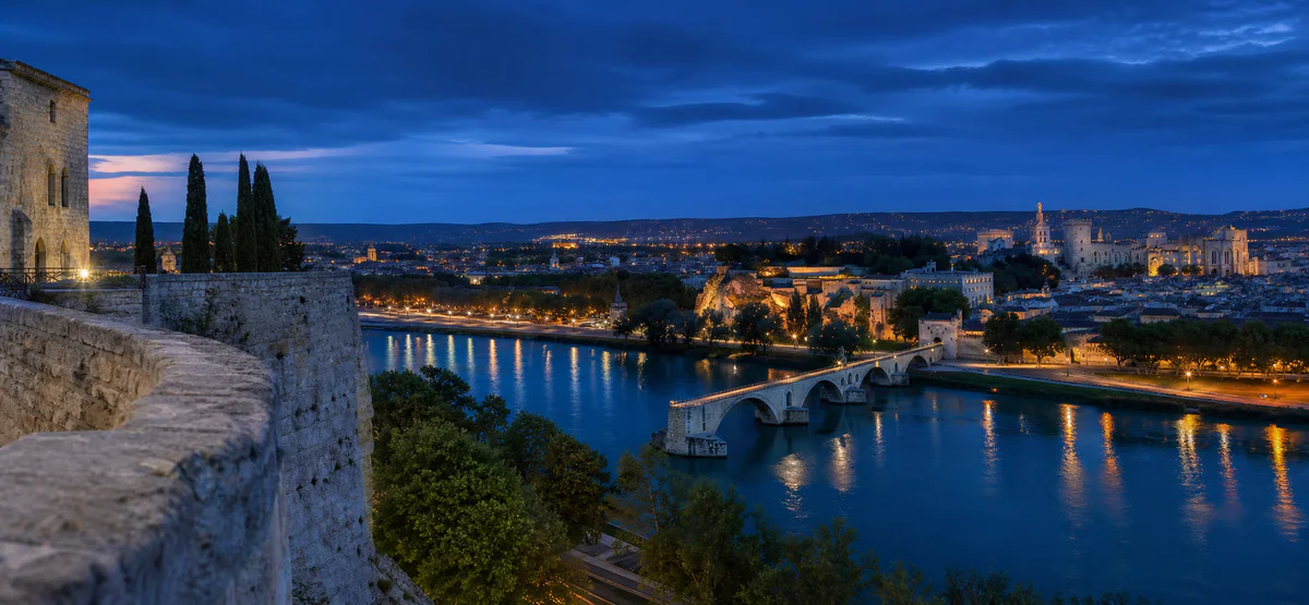 Heure bleue à Villeneuve-lès-Avignon : où la voir ?